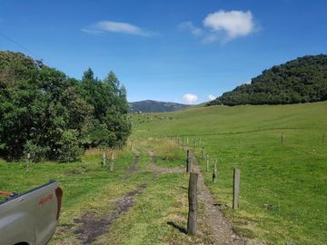 HACIENDA EN OTAVALO SELVA ALEGRE DE 62 HECTAREAS