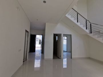 Dijual Rumah Baru Gress, Minimalis di Perumahan Greenland