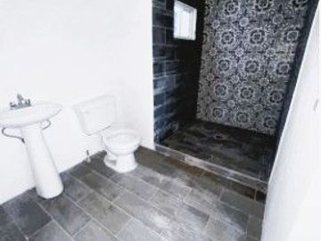 CASA EEN VENTA EN GUADALUPE, 2 PLANTAS, 4 RECÁMARAS, 3 BAÑOS COMPLETOS, COCHERA TECHADA