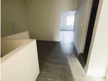 CASA EEN VENTA EN GUADALUPE, 2 PLANTAS, 4 RECÁMARAS, 3 BAÑOS COMPLETOS, COCHERA TECHADA
