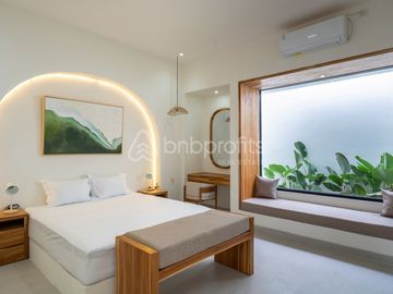 Newly Completed Tabanan Villa: Ocean Views, Rooftop Terrace, and 5-Minute Walk to the Beach