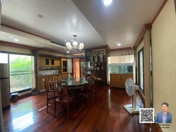 Land for Sale: 1 Rai with 2 Detached Houses in Narathiwas Soi 24, near Wat Phothi Man