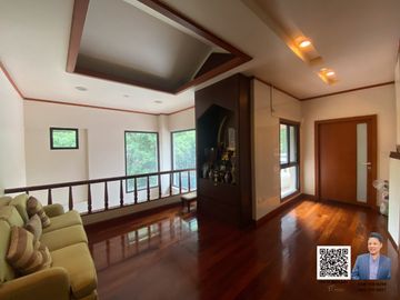 Land for Sale: 1 Rai with 2 Detached Houses in Narathiwas Soi 24, near Wat Phothi Man