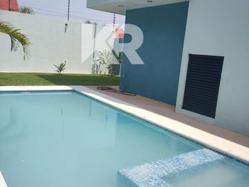 CASA MINIMALISTA EN VENTA AMUEBLADA