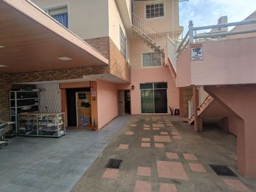 casa comercial de venta en portoviejo