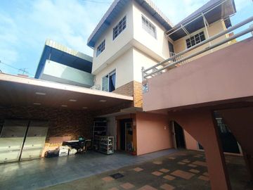 casa comercial de venta en portoviejo