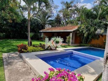 PENTHOUSE EN VENTA EN CONDOMINIO CON AMENIDADES
