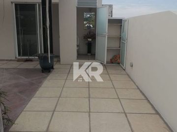 PENTHOUSE EN VENTA EN CONDOMINIO CON AMENIDADES