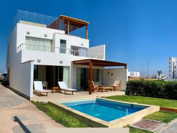 Bajo de Precio Venta de Linda Casa Amoblada en Paracas