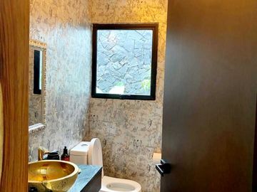 En VENTA Residencia con Alberca en el Fracc. Reforma