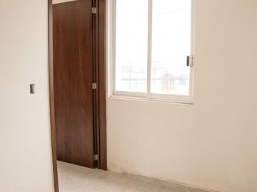CASA EN VENTA EN FRACCIONAMIENTO EN SAN JUAN DEL RIO