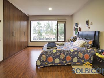 Casa de cuatro habitaciones en Challuabamba
