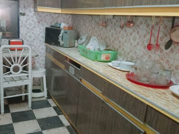 CASA EN EL CALLAO - EXCELENTE UBICACION