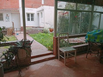 CASA EN EL CALLAO - EXCELENTE UBICACION