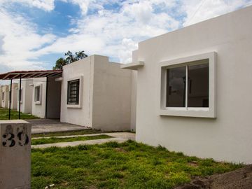 CASA EN VENTA EN FRACC. CERRADO EN SAN JUAN DEL RIO