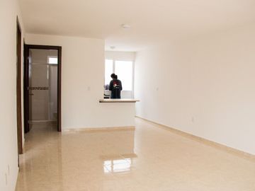 CASA EN VENTA EN FRACC. CERRADO EN SAN JUAN DEL RIO
