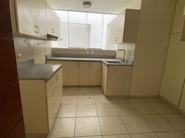 Venta de lindo departamento dúplex en Aurora Miraflores