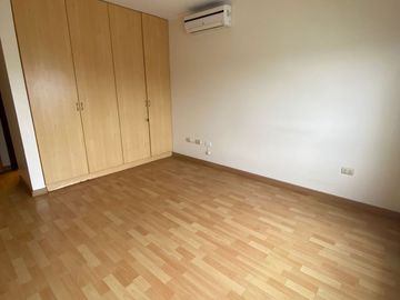 Venta de lindo departamento dúplex en Aurora Miraflores