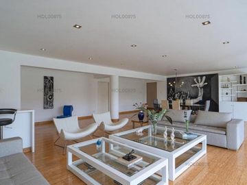 Flat con preciosa vista a parque en una de las zonas más exclusivas de Lima!!