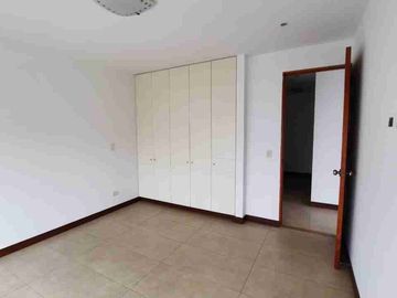 SE VENDE DEPARTAMENTO DUPLEX, CHACARILLA, SAN BORJA.