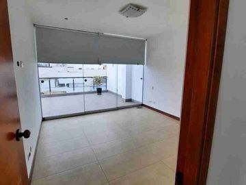 SE VENDE DEPARTAMENTO DUPLEX, CHACARILLA, SAN BORJA.
