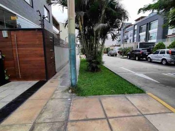 SE VENDE DEPARTAMENTO DUPLEX, CHACARILLA, SAN BORJA.