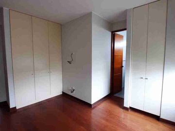 SE VENDE DEPARTAMENTO DUPLEX, CHACARILLA, SAN BORJA.