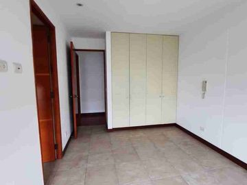 SE VENDE DEPARTAMENTO DUPLEX, CHACARILLA, SAN BORJA.