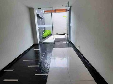 SE VENDE DEPARTAMENTO DUPLEX, CHACARILLA, SAN BORJA.