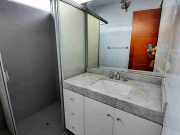 SE VENDE DEPARTAMENTO DUPLEX, CHACARILLA, SAN BORJA.