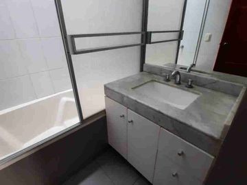 SE VENDE DEPARTAMENTO DUPLEX, CHACARILLA, SAN BORJA.