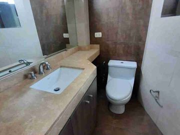 SE VENDE DEPARTAMENTO DUPLEX, CHACARILLA, SAN BORJA.