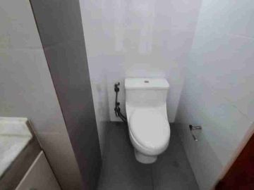 SE VENDE DEPARTAMENTO DUPLEX, CHACARILLA, SAN BORJA.