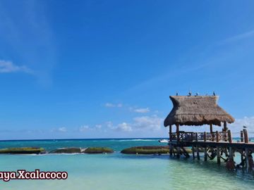 Villa con jardín Terraza y Casa club con muchas amenidades, en venta, Mayakoba, Playa del Carmen.