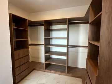 SE VENDE CASA EN RESIDENCIAL 