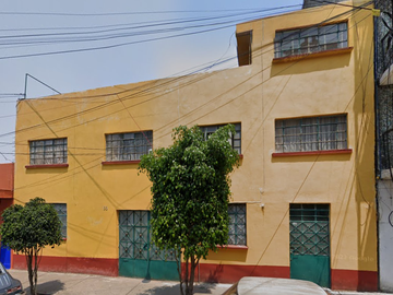 CASA EN COLONIA ÁLVARO OBREGÓN, CIUDAD DE MÉXICO.