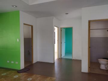 4 Bedrooms House BUNDLE W/ 150 SQM PROPERTY NEAR METRO MANILA (Town & Country West, Molino)