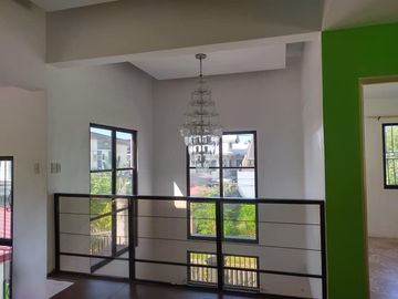 4 Bedrooms House BUNDLE W/ 150 SQM PROPERTY NEAR METRO MANILA (Town & Country West, Molino)