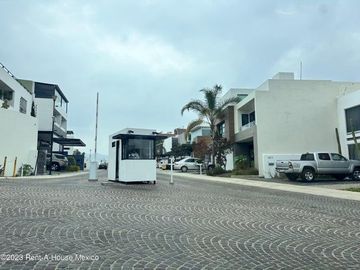 Terreno en venta Cumbres del Lago, Juriquilla, Querétaro