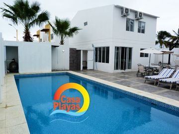 Casa Nueva con Piscina de Venta en Playas Via Data Posorja en Ciudadela Cerrada con salida al mar