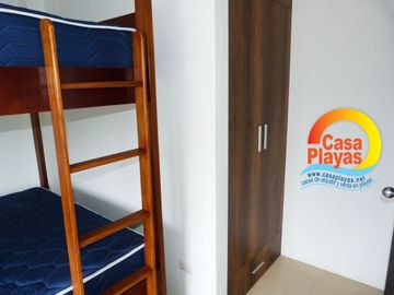 Casa Nueva con Piscina de Venta en Playas Via Data Posorja en Ciudadela Cerrada con salida al mar