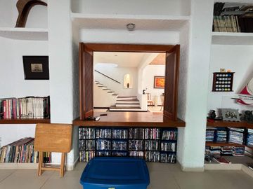 Casa con terraza, jardín y alberca privada, en venta, Villa Magna, Cancun.