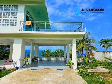 🌟 Stunning Hilltop House Overlooking the Sea and Cebu Island in Sibulan 🌟