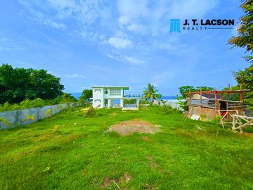 🌟 Stunning Hilltop House Overlooking the Sea and Cebu Island in Sibulan 🌟