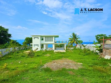 🌟 Stunning Hilltop House Overlooking the Sea and Cebu Island in Sibulan 🌟
