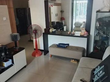 Dijual Rumah Surabaya Timur Sukolilo Dian Regency Semi Furnished Row Jalan 3 Mobil