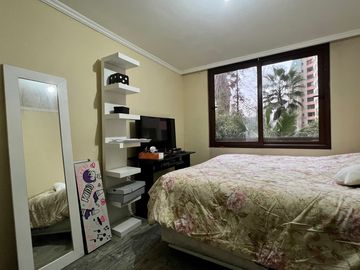 Departamento en Cristobal Colón, Las Condes