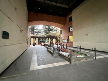 Departamento en Cristobal Colón, Las Condes