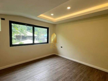 Newly Renovated 3-Storey Townhouse for Sale in Loyola Grand Villas