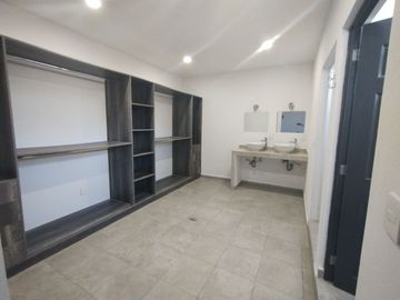 CASA EN VENTA CUMBRES DE JURIQUILLA